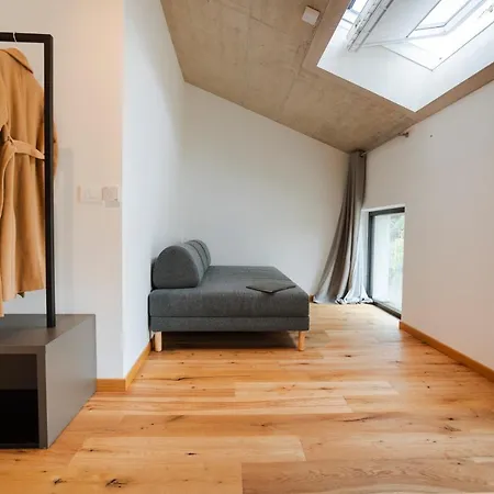 Tavarneta Estate Couette-café