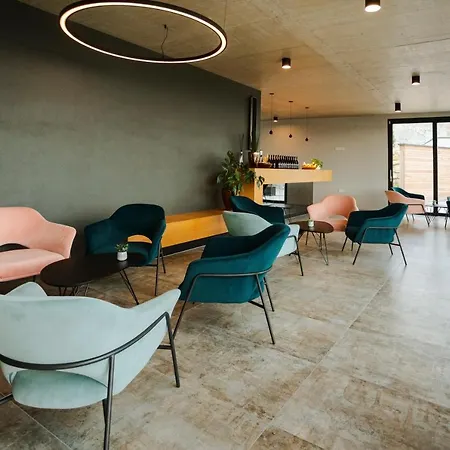 Couette-café Tavarneta Estate 4*