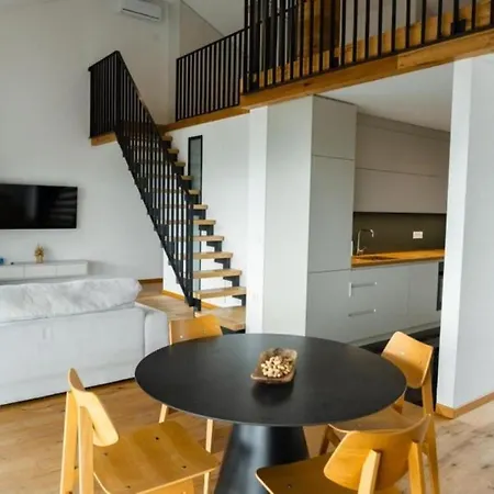 Couette-café Tavarneta Estate 4*