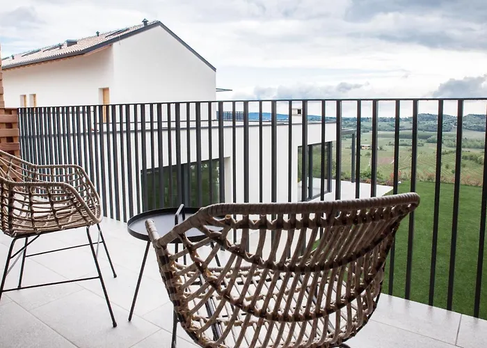 Bed & Breakfast Tavarneta Estate Dobrovo