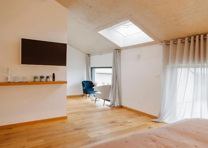 Tavarneta Estate Bed & Breakfast 4*