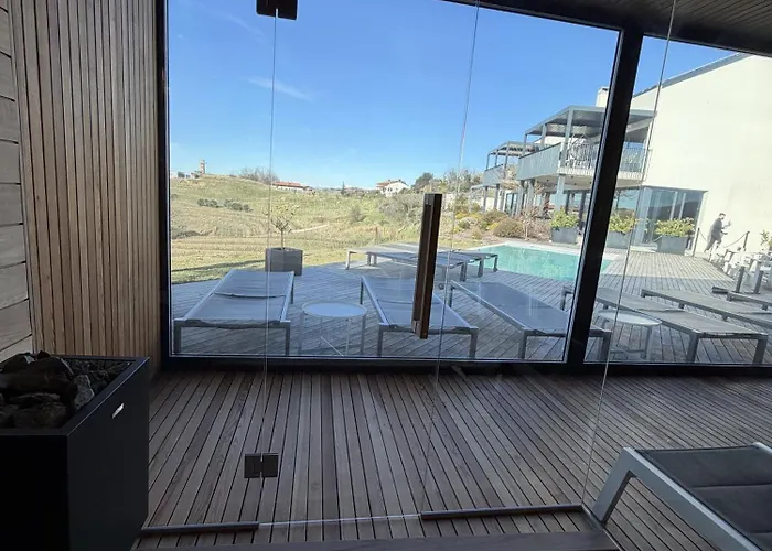 Tavarneta Estate Bed & Breakfast